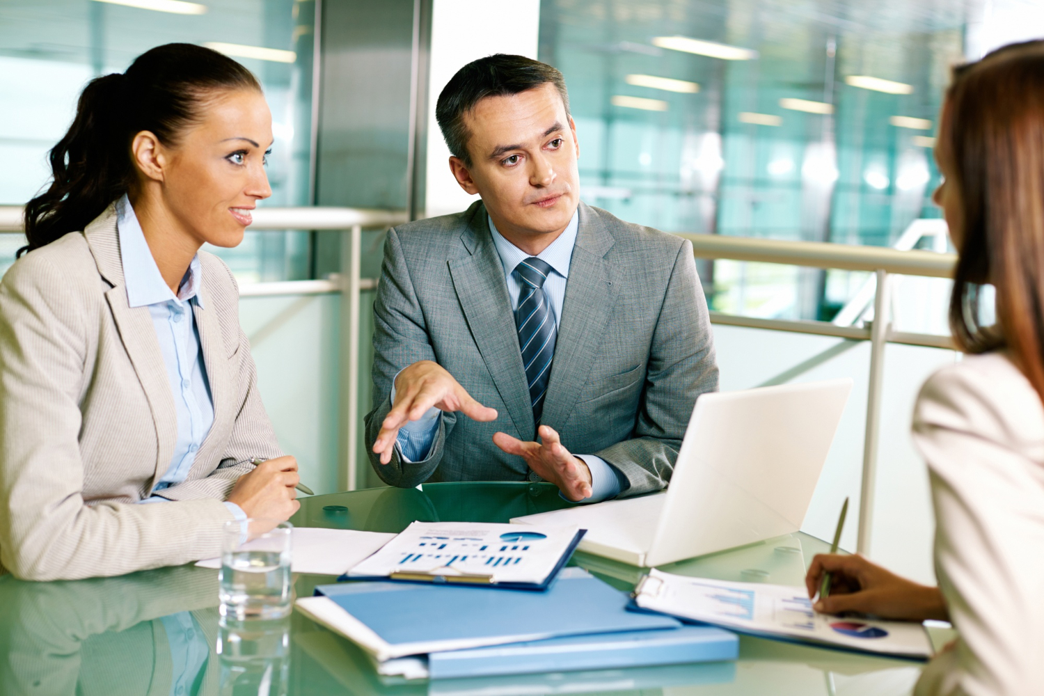 business consultancy services in Andheri business consulting meeting discussion